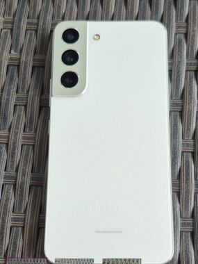Samsung 128G Phantom White Cell
